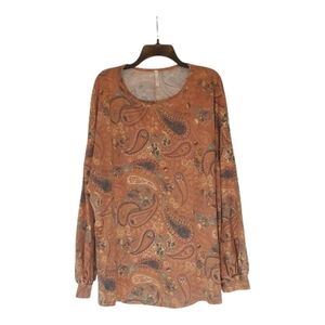 🇺🇸Super Soft Paisley Print Top Size 3X